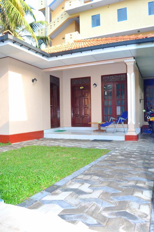 Tms Beach House Negombo Luaran gambar